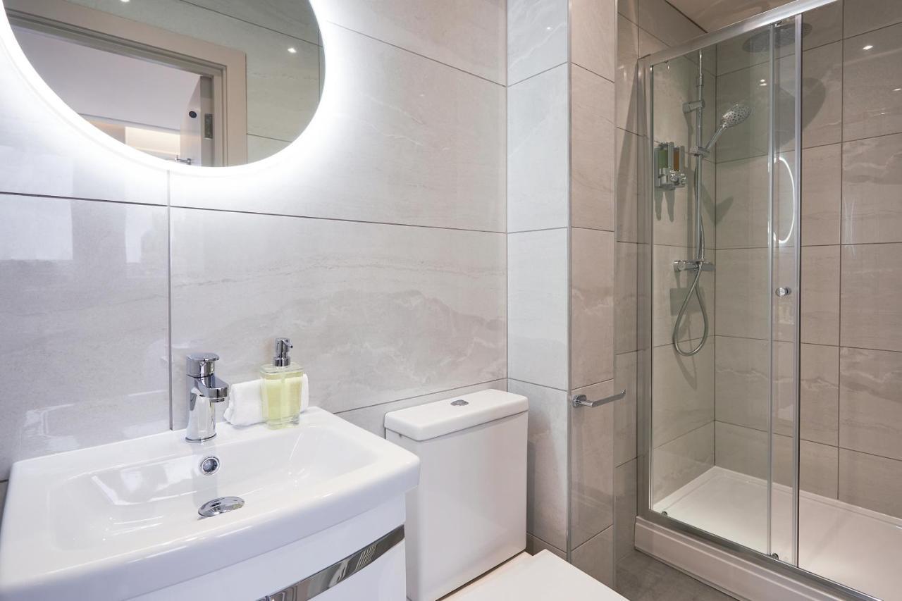 Humber Lofts Apartments كينغستون أبون هول المظهر الخارجي الصورة