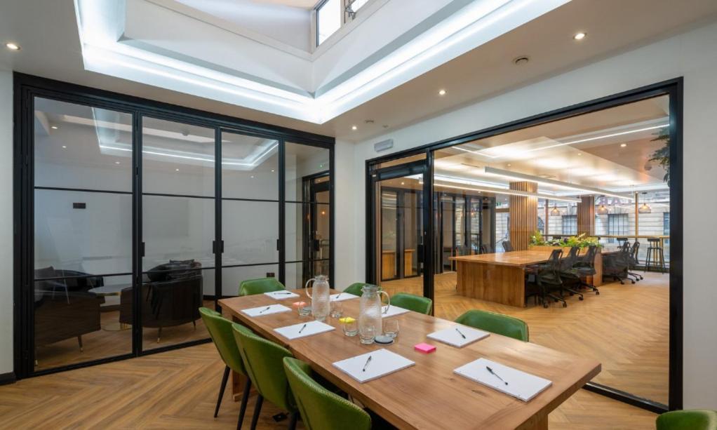 Humber Lofts Apartments كينغستون أبون هول المظهر الخارجي الصورة